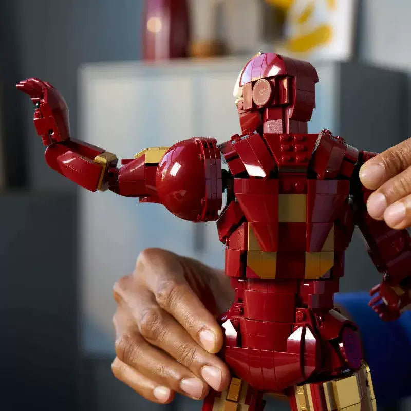 Further gallery image of the Iron Man Mark 3 building set