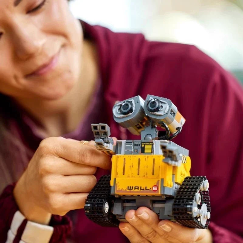 Wall·E & Eve building block model, close-up detail