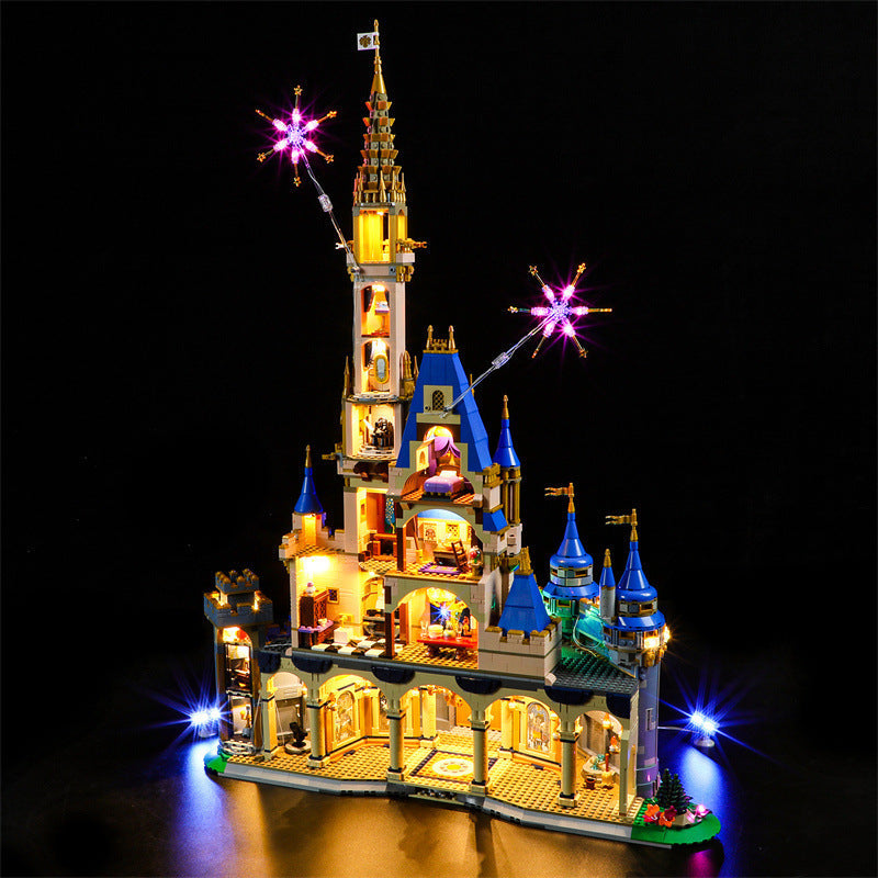 Third product photo of the large castle building set