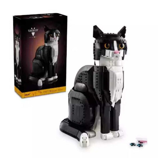 Tuxedo Cat 1710 PCS building block set main view