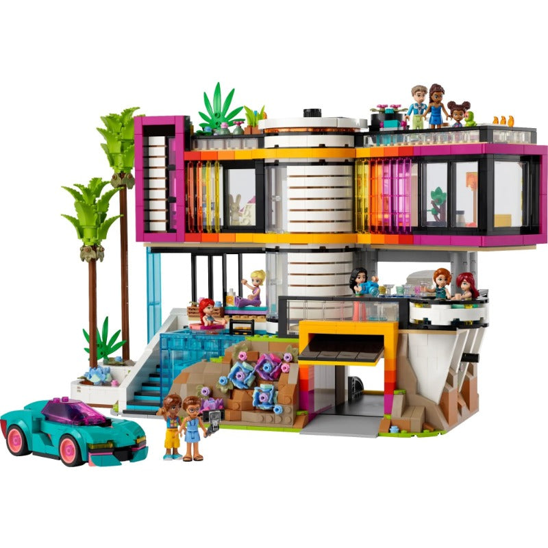 Modern Family Mansion finished build photo