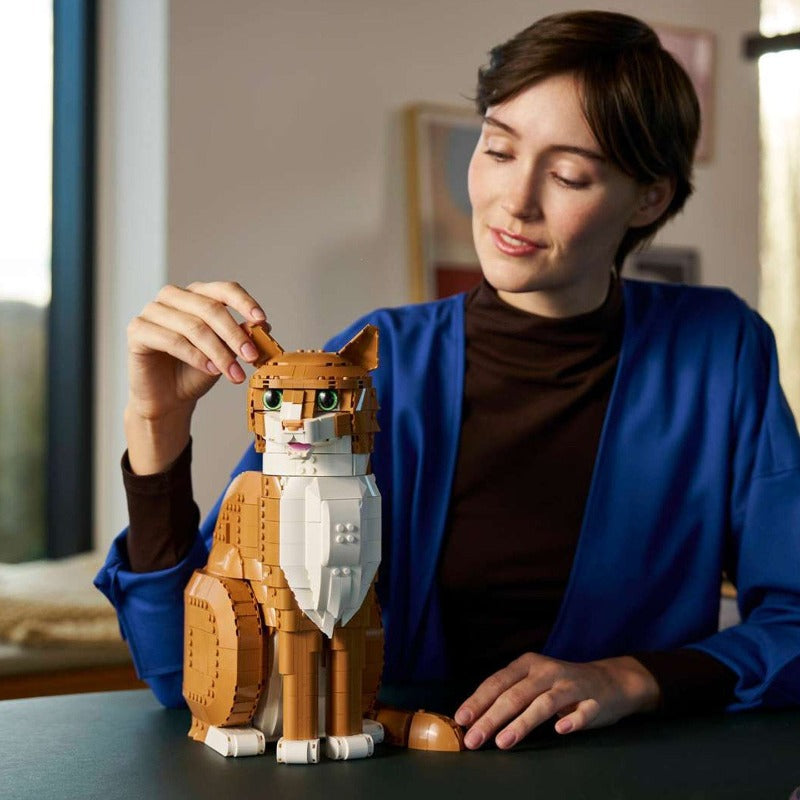 Cat brick model shown from another side
