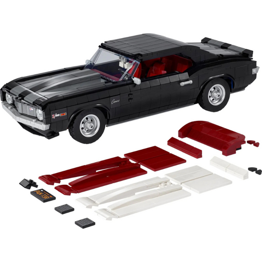 Front three-quarter view of the classic muscle car building block model
