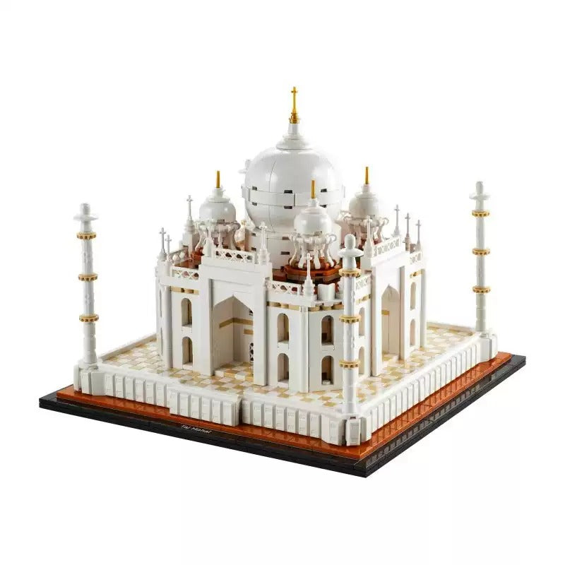 Second gallery image of the 2022-piece Taj Mahal brick landmark