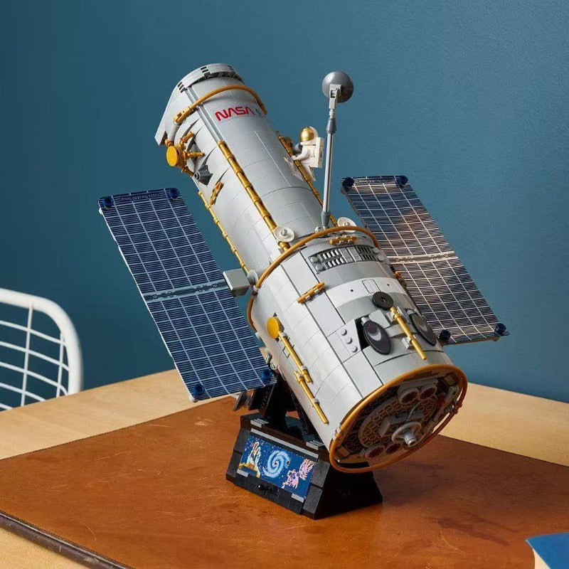 Deep Space Telescope building set displayed as a model