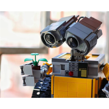 WALL-E robot building block set assembled arms detail