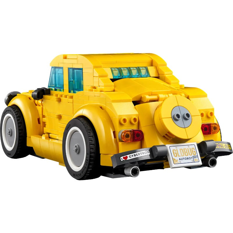 Additional display view of the 950-piece robot set