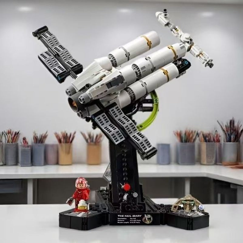 Project Hail Mary building set gallery image