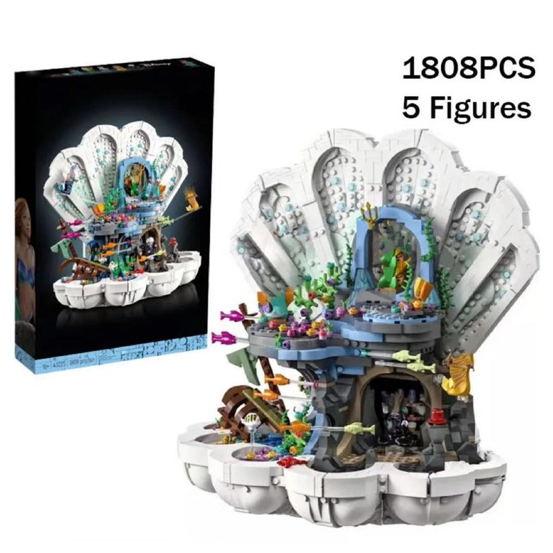 Royal Clamshell building block set, bricks only version