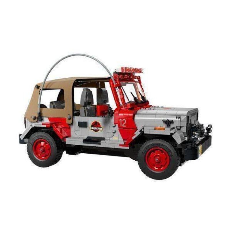 Side profile of the safari jeep showing roll bar detail