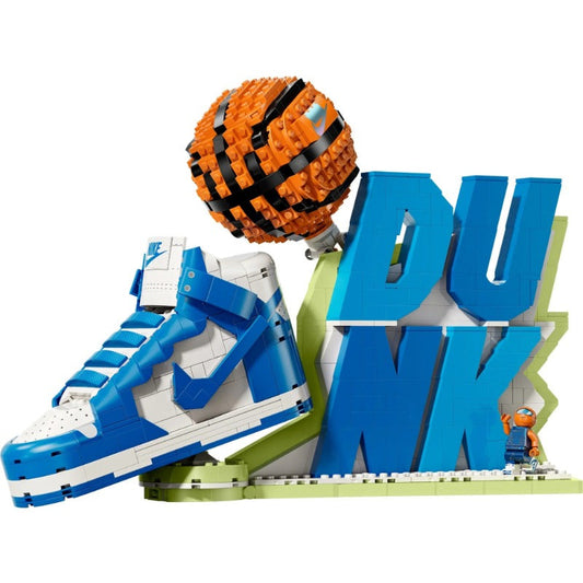 Sneaker building block set with 1180 pieces