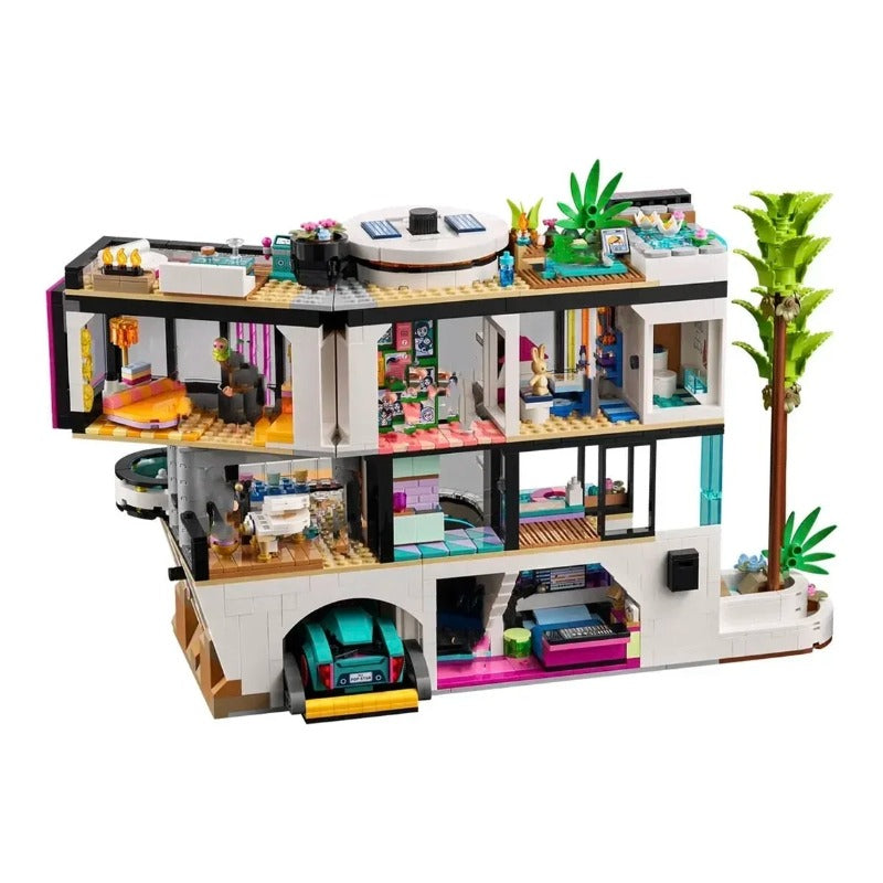 Modern Family Mansion building block set detail view 4