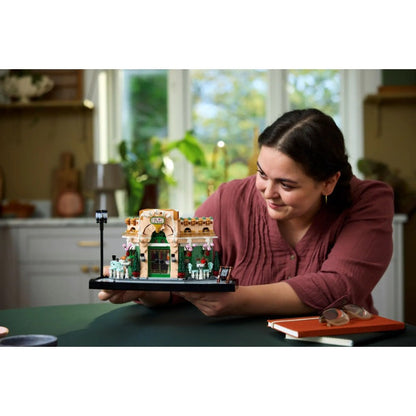 Final gallery photo of the French café building block set