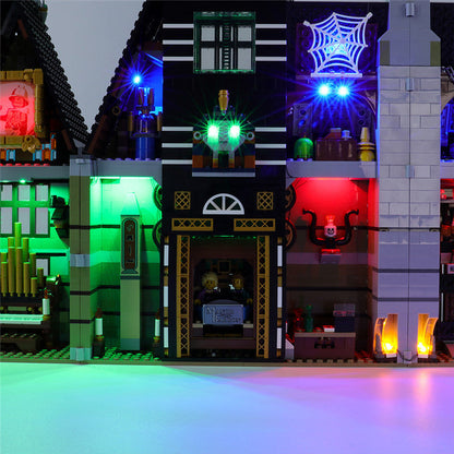 Haunted Castle House Building Set detailed close-up of brick construction