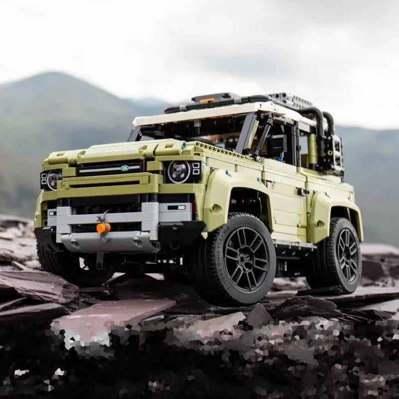 British off-road vehicle building block model, side profile view