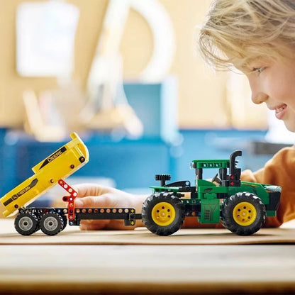 Assembled 4WD tractor model from the 390-piece brick set, gallery view