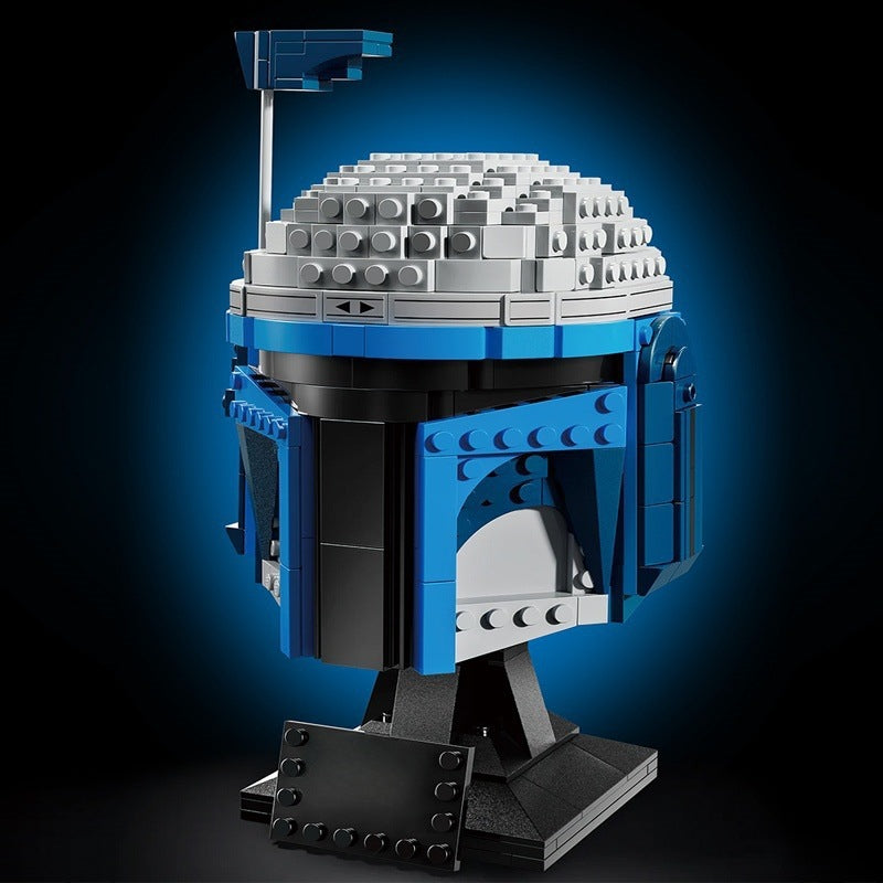 Jango Fett Helmet 616-piece brick model, gallery image 2