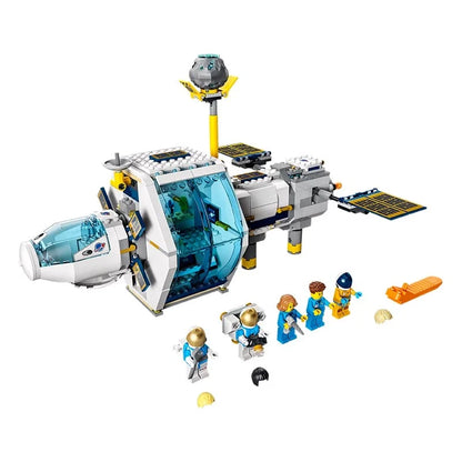 Top view of the space station building block layout