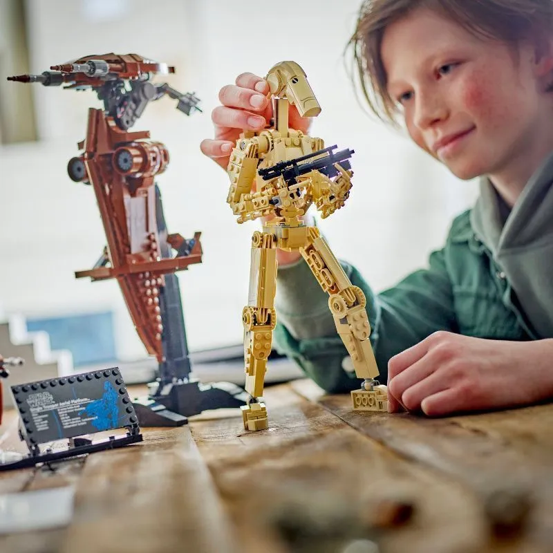 Battle Droid with STAP building block model, close-up detail