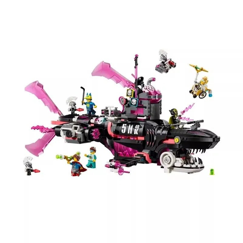 Underside view of the shark submarine building block model