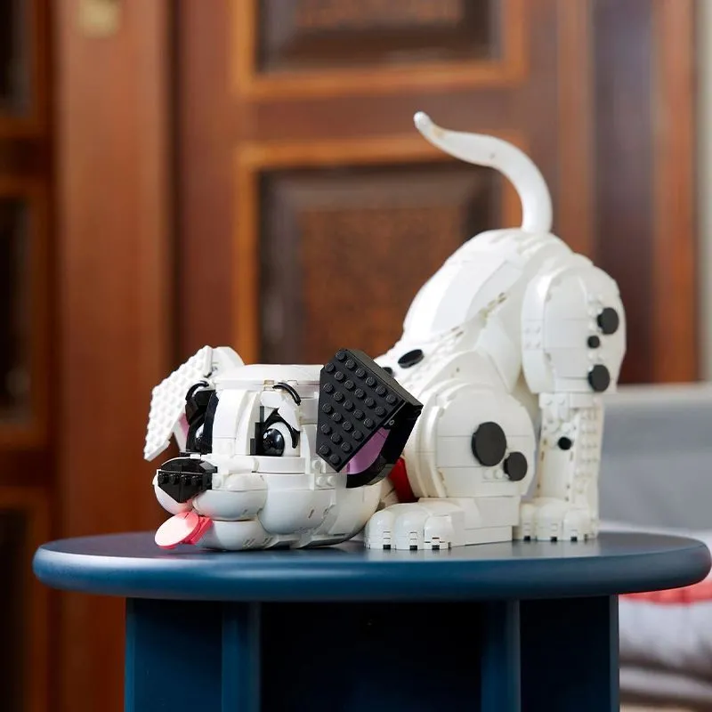 101 Dalmatians Puppy 1722-piece brick model, gallery image 2