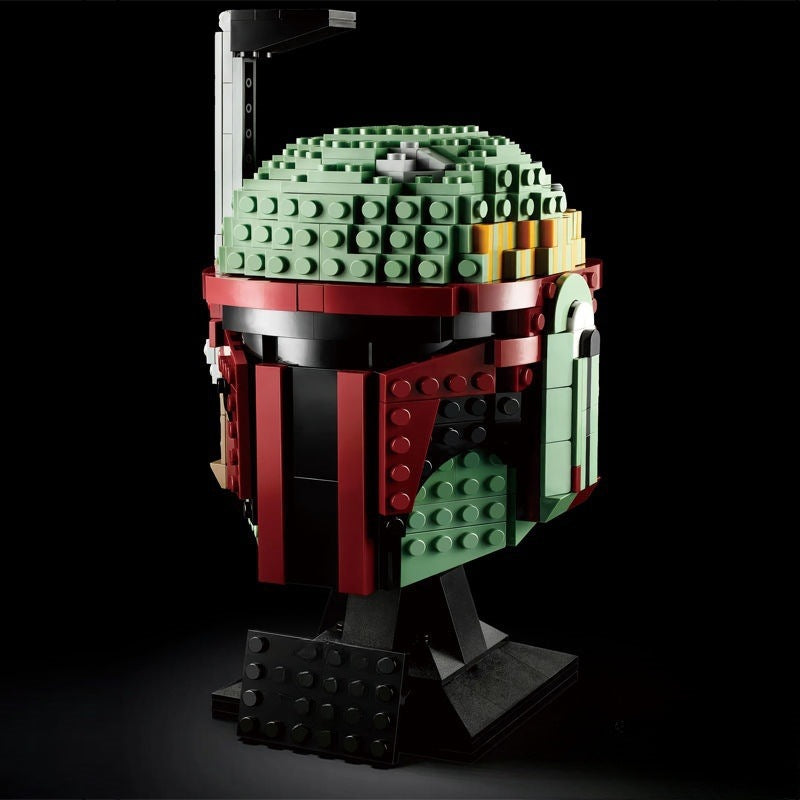 Boba Fett helmet building block set with 625 pieces