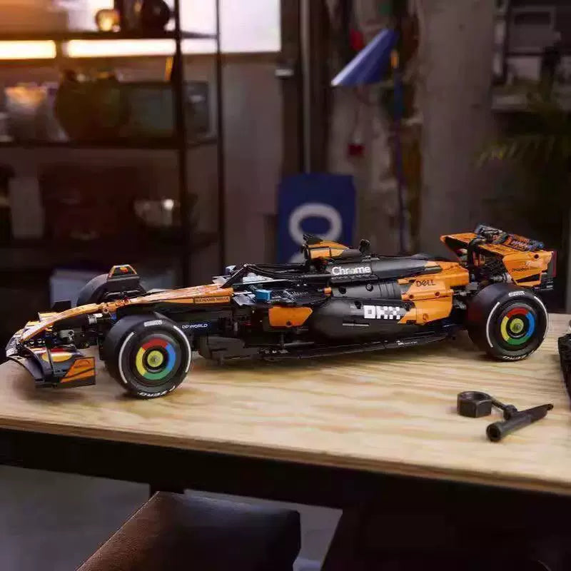 Additional product photo of the McLaren F1 Team MCL39 block set