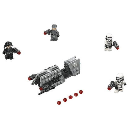 Close-up of the mini-figure scale patrol pack pieces