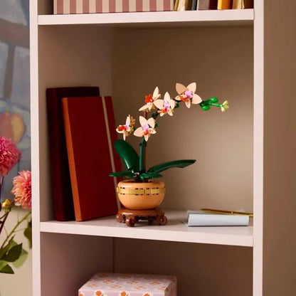 Side view of the mini orchid brick flower