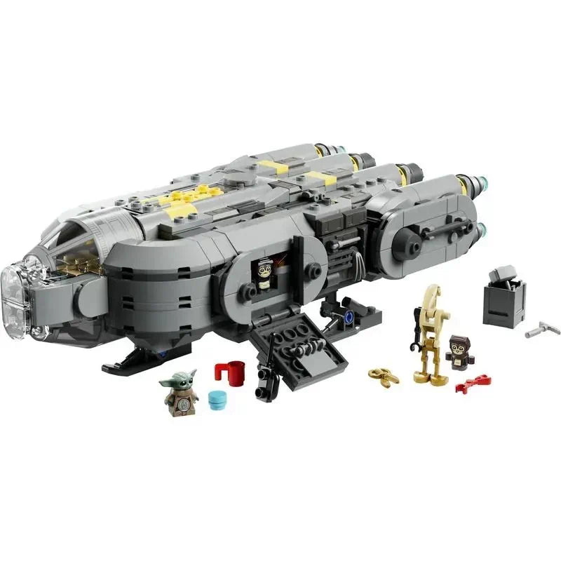 Cockpit and greebling detail on the starship build