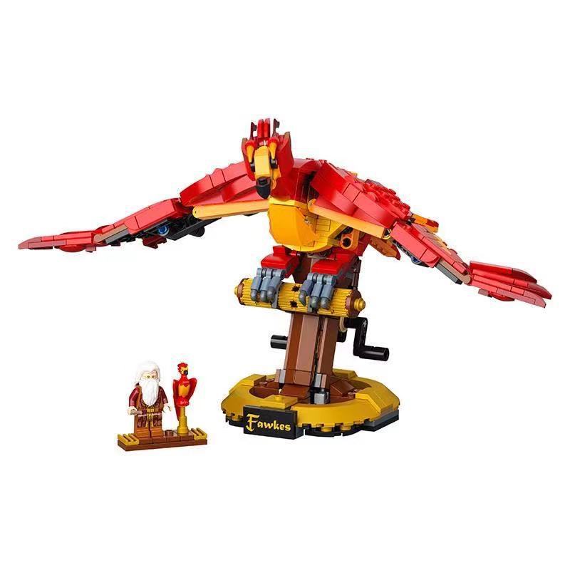 Packaged parts for the 606-piece phoenix set