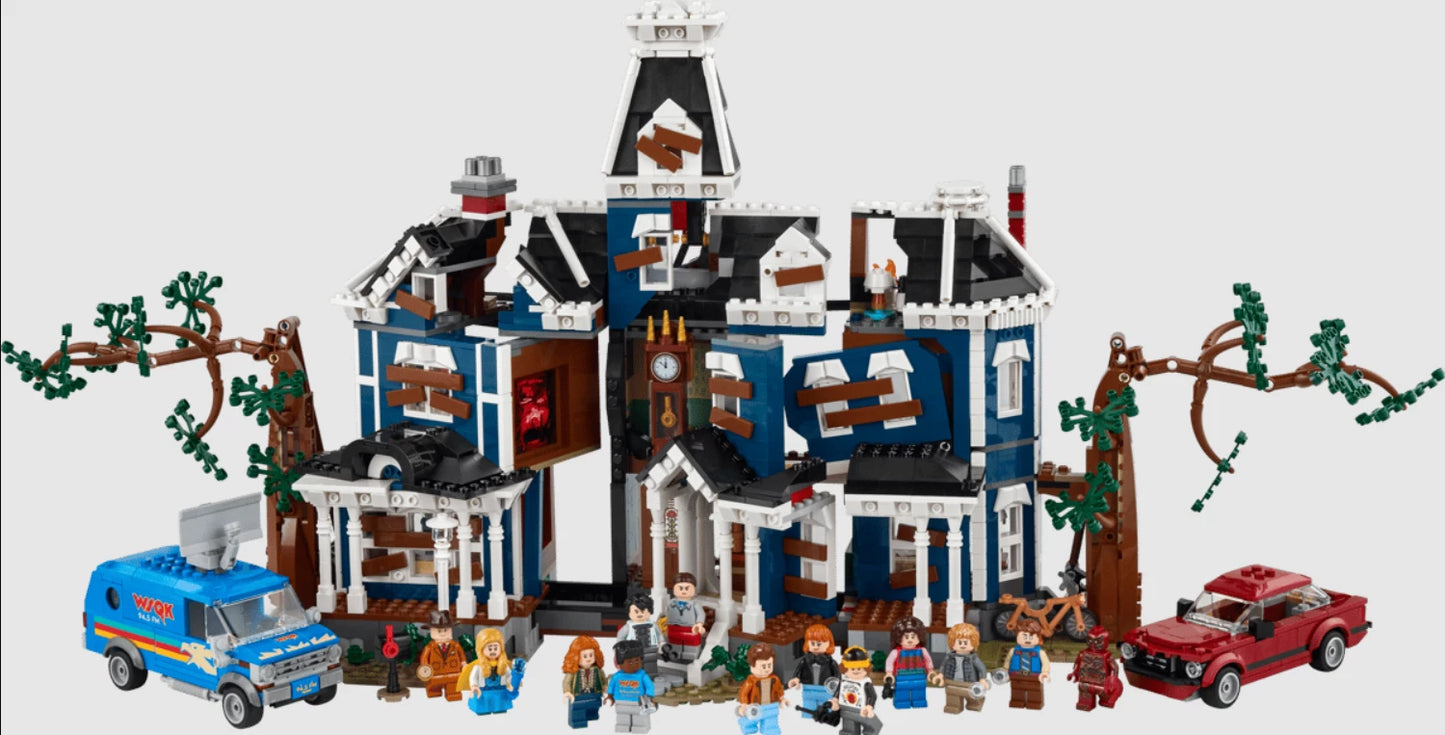 Creel House Building Set 11370 – 2593 PCS Horror Mansion Model | Premium Collector Display Brick Set