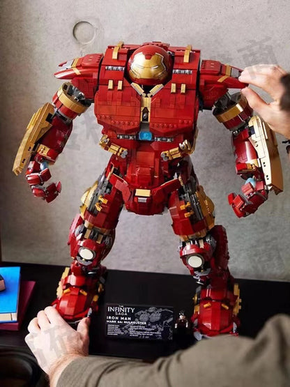 Side view of the Hulkbuster building block set