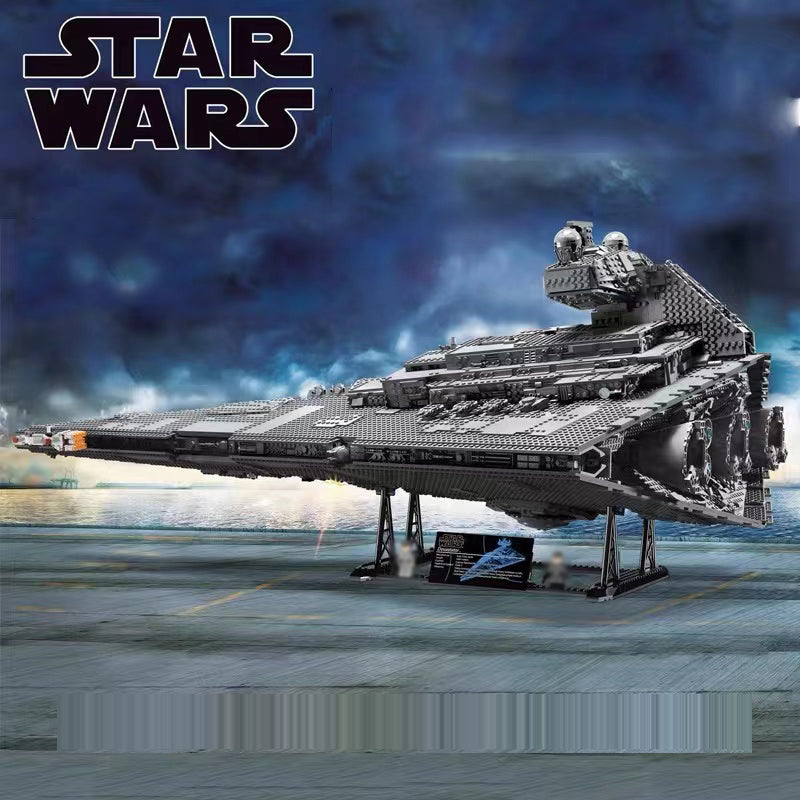 Side view of the star cruiser building set