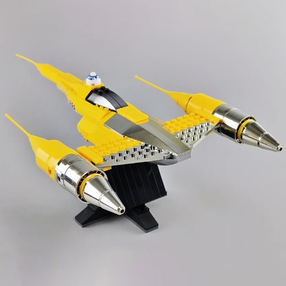Racing starfighter brick model engine detail