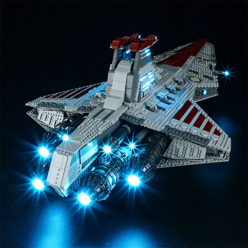 Another angle of the large sci-fi cruiser building set