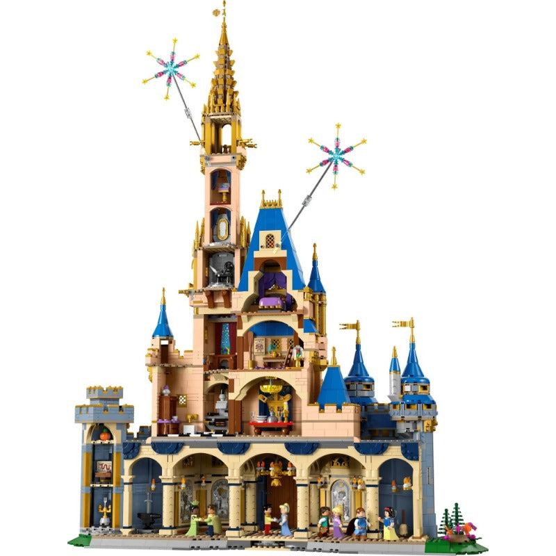 Additional gallery angle of the castle building block set
