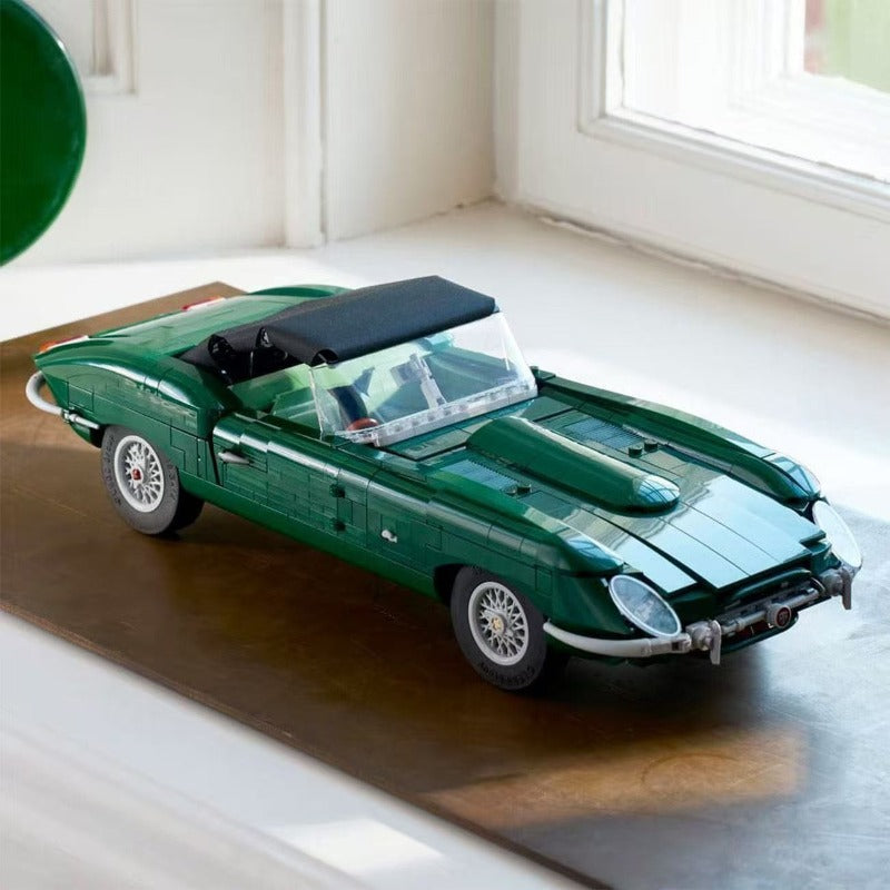Side profile of the assembled classic sports car model