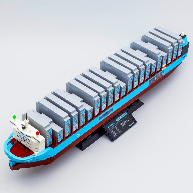Close-up of the container stack on the brick ship