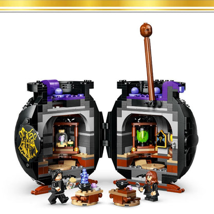 Additional product photo of the 652-piece fantasy set