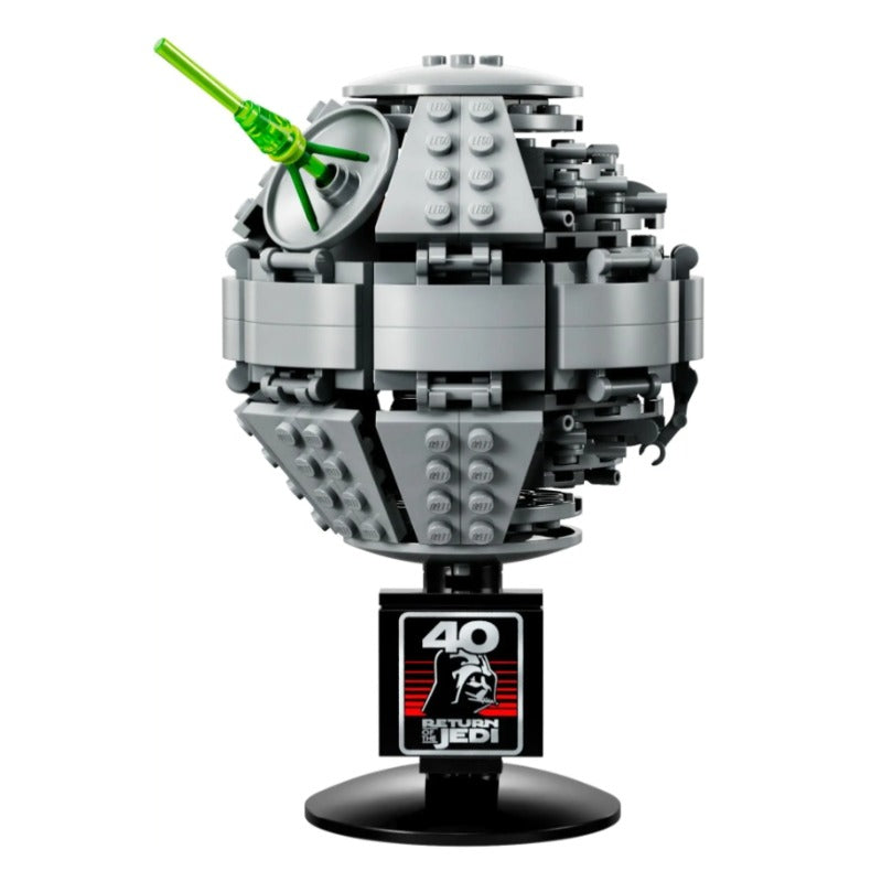 Assembled Death Star II building block set with 289 pieces